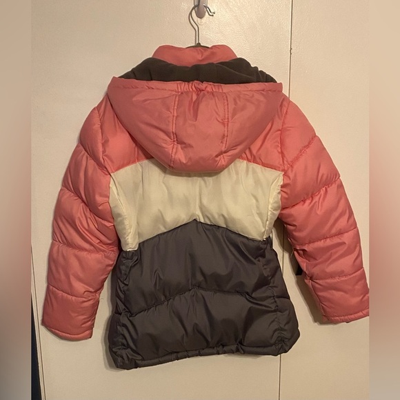 Vertical '9 Girls Pink Puffer Jacket, L (10-12) - Picture 2 of 5